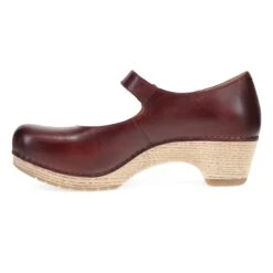 Dansko Lilah Red Waxy Burnished 9 Dansko Lilah Red Waxy Burnished -Dansko Shop 2216041400 SDL