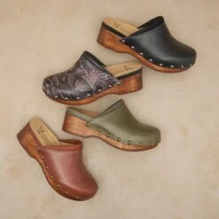 Dansko Andie Grey Snake 12 Dansko Andie Grey Snake -Dansko Shop Andie PDP 2400x2400 1c9b7a9b 0ca5 411e ae8b 8f308e698caa