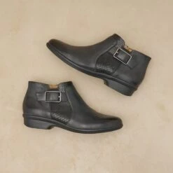 Dansko Carolyn Black Burnished Calf -Dansko Shop Carolyn Black PDP 4 2400x2400 0b1b861d 4901 4a7a b35a 29942cfe05b6