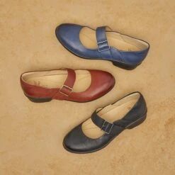 Dansko Collette Black Burnished Nubuck -Dansko Shop Collette PDP 2400x2400 5d813a39 9f53 4ebf ad8e 31ad00594304 1