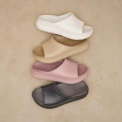 Dansko Devyn Sand Molded 14 Dansko Devyn Sand Molded -Dansko Shop Devyn PDP 2400x2400 cd8f0a5d ce31 488a b51f 10a7f112f06e 2