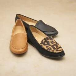 Dansko Lorri Black/Leopard Suede 14 Dansko Lorri Black/Leopard Suede -Dansko Shop Lorri PDP 2400x2400 4ac19b80 f767 48a8 9bf2 520dc236506f 2