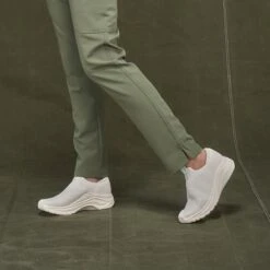 Pep White Knit -Dansko Shop Pep White PDP 2 2400x2400 6935ecb5 7ff1 4d04 96f2 2150fb2b3d91