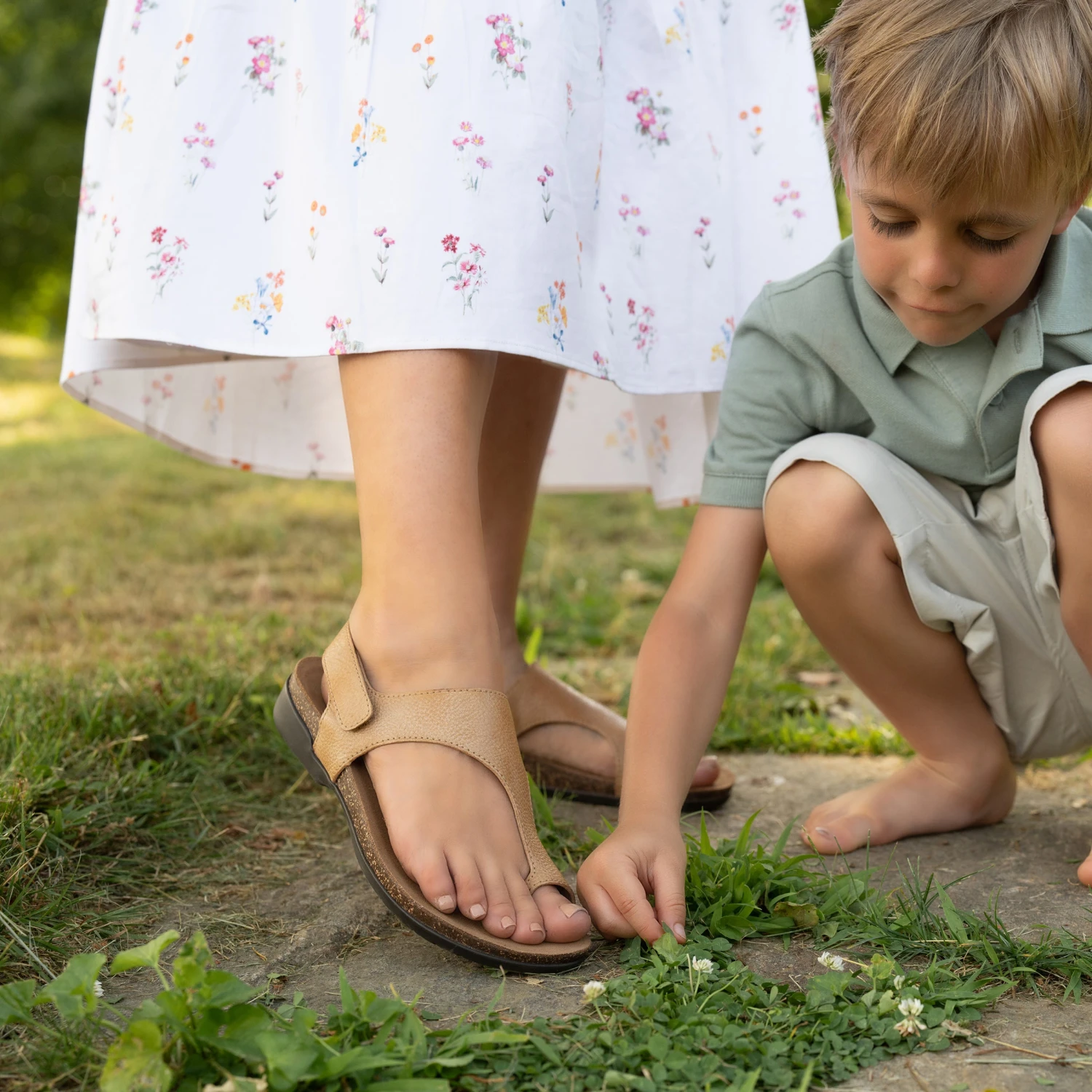 Dansko Reece Honey Distressed 2 Dansko Reece Honey Distressed - Image 2