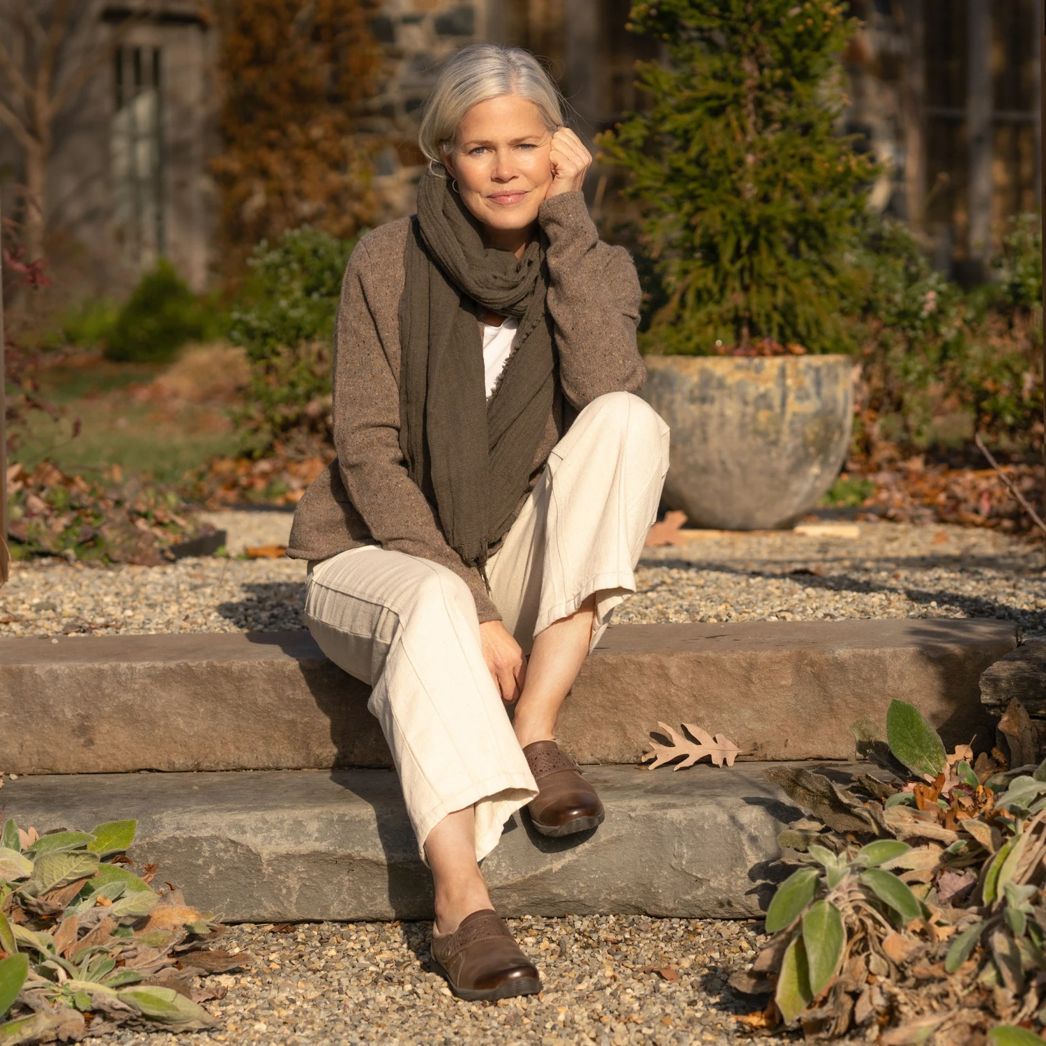 Dansko Sallie Stone Waxy Burnished 6 Dansko Sallie Stone Waxy Burnished - Image 6