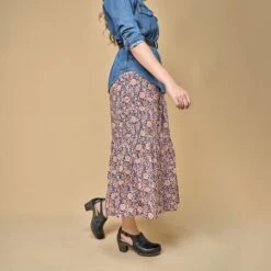 Dansko Sassy Black Milled Burnished 13 Dansko Sassy Black Milled Burnished -Dansko Shop Sassy Black PDP 2 2400x2400 ac978b5e bbdf 42ea b625 aad592c77802