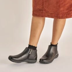 Dansko Sherry Black Waxy Burnished 12 Dansko Sherry Black Waxy Burnished -Dansko Shop Sherry Black 0086 2400x2400 17b8e585 6282 4258 864a fb42b18361a4