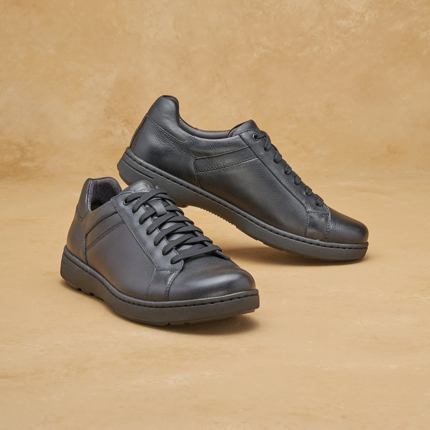 Dansko Timothy Black Waterproof 2 Dansko Timothy Black Waterproof - Image 2