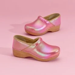 Dansko XP 2.0 Pink Iridescent Leather -Dansko Shop XP Pink Iridescent PDP 1 2400x2400 6223aa73 38c9 40d2 975b eef5bb2440e0